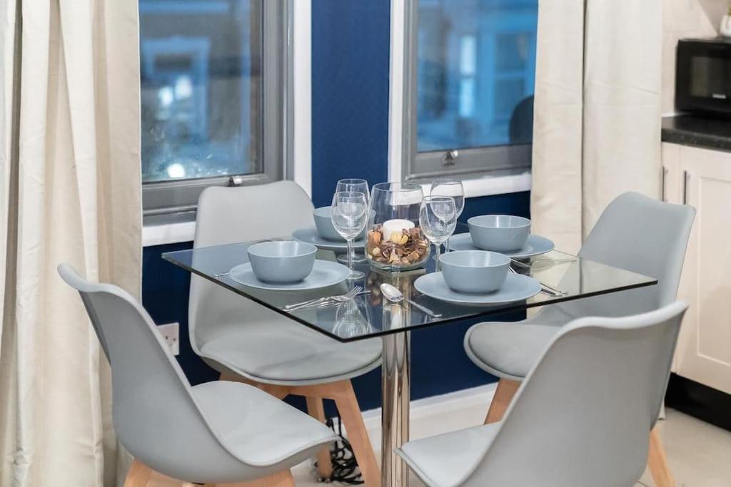 2 Bedroom Apartment London Londres Exterior foto